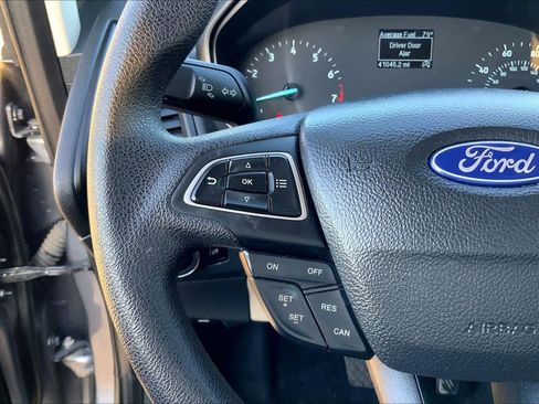 Used 2022 Ford EcoSport S image 46