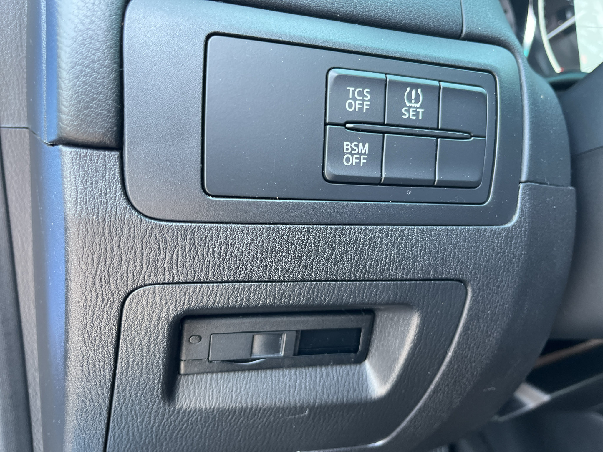 Used 2013 MAZDA CX-5 Touring w/ Bose & Moonroof Pkg FWD image 14
