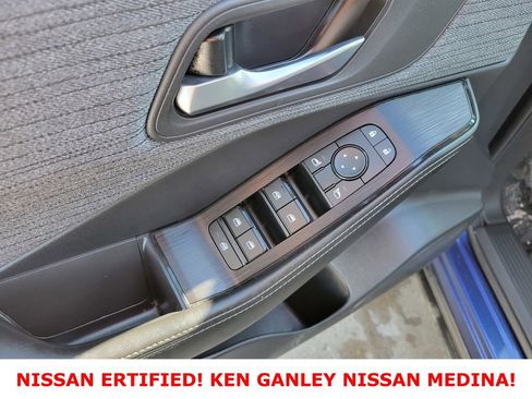 Certified 2023 Nissan Rogue SV image 37