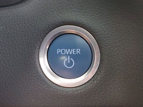 Used 2023 Toyota Sequoia Limited AWD/4WD image 38