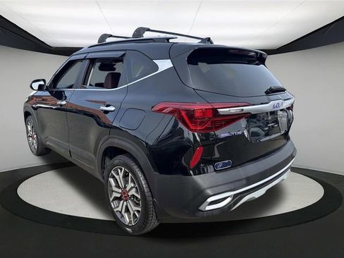 Used 2022 Kia Seltos SX w/ Sunroof Package image 10