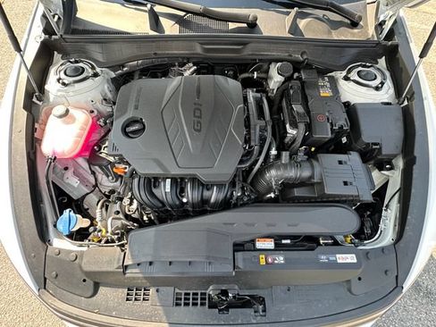 Used 2025 Hyundai Sonata SEL FWD image 30