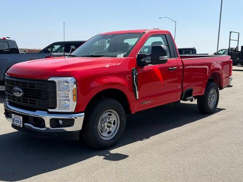 New 2026 Ford F250 XL w/ XL Chrome Package RWD image 4