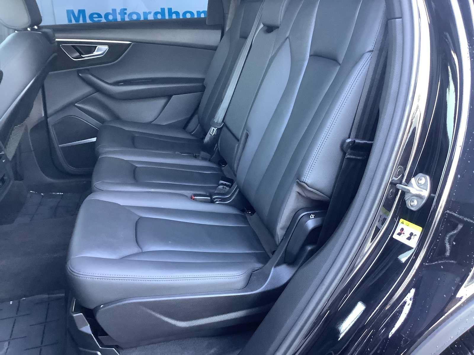 Used 2021 Audi Q7 3.0T Premium Plus w/ Premium Plus Package AWD/4WD image 13