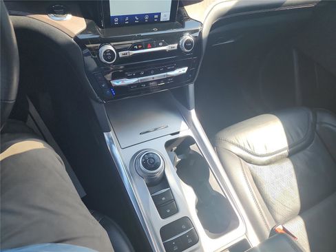 Certified 2023 Ford Explorer Platinum w/ Technology Package image 42