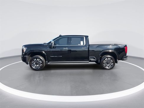 Used 2024 GMC Sierra 2500 Denali Ultimate image 5