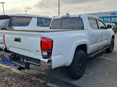 Used 2019 Toyota Tacoma SR5 RWD image 3
