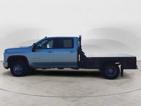 Used 2023 Chevrolet Silverado 3500 LT w/ Convenience Package AWD/4WD image 2