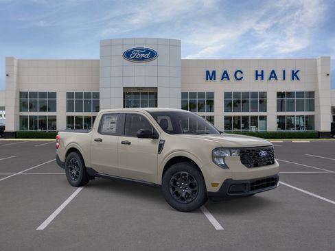 New 2025 Ford Maverick XLT w/ XLT Luxury Package AWD/4WD image 7
