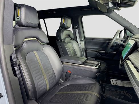 Used 2026 Rivian R1S Adventure image 37