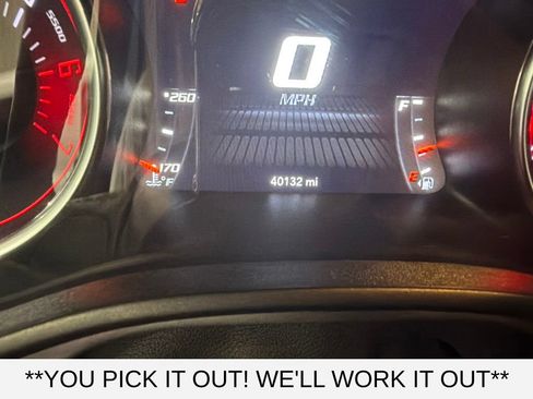 Used 2022 Dodge Challenger R/T Scat Pack RWD image 13