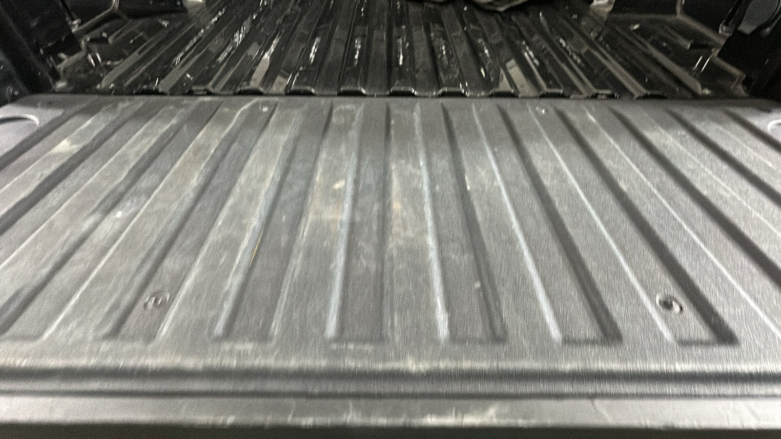 Used 2024 Chevrolet Silverado 1500 LT AWD/4WD image 33
