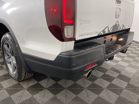 Used 2022 Honda Ridgeline RTL-E image 7