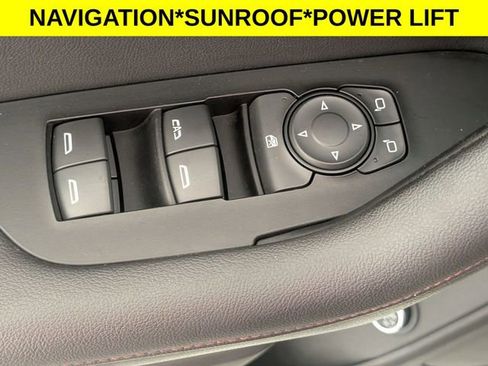 Used 2019 Chevrolet Blazer RS FWD image 12