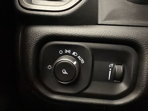 New 2026 RAM 1500 Tradesman AWD/4WD image 30