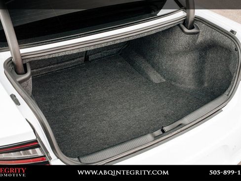 Used 2023 Dodge Charger Scat Pack RWD image 41