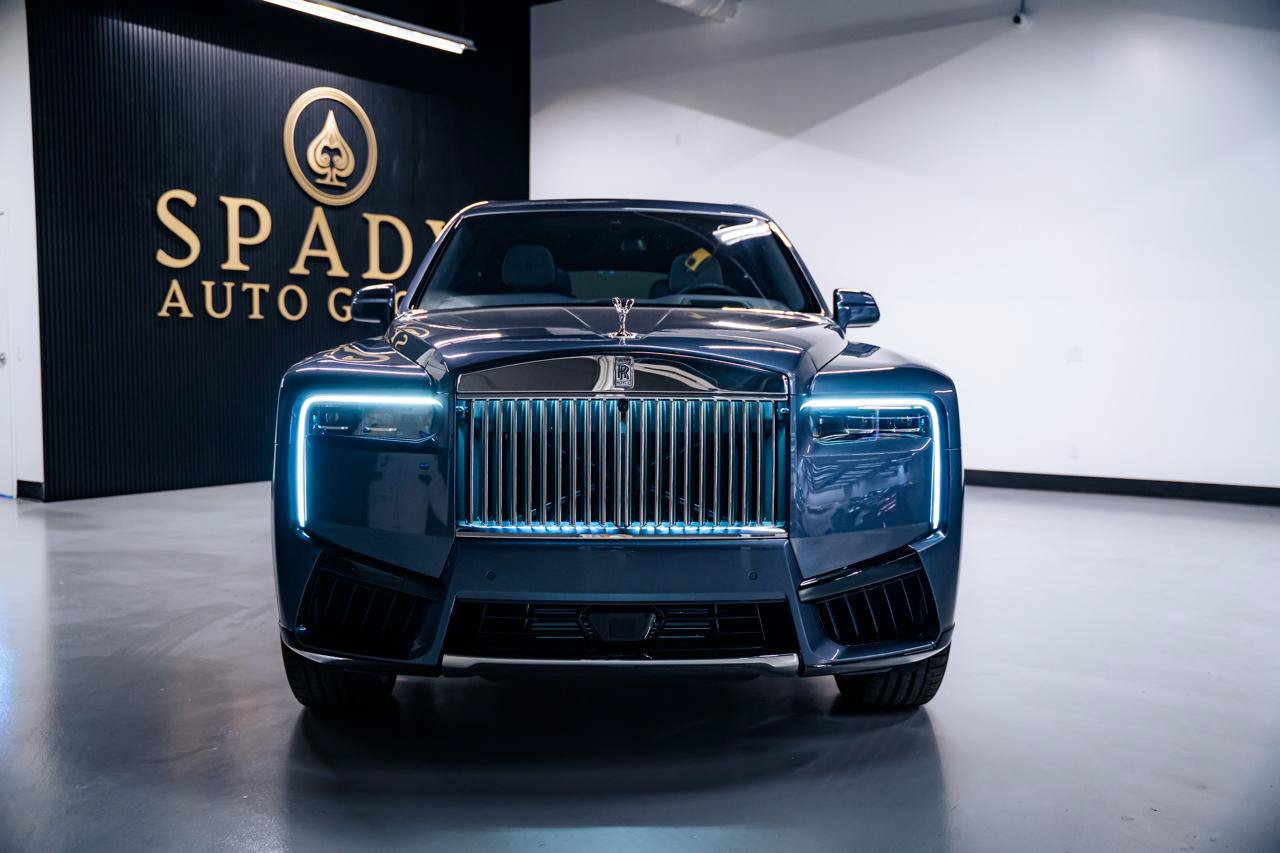 Used 2025 Rolls-Royce Cullinan w/ Dynamic Package AWD/4WD image 13