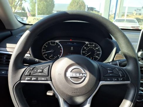 Certified 2023 Nissan Altima 2.5 SV FWD image 21