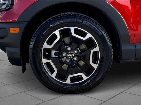 Used 2023 Ford Bronco Sport Outer Banks w/ Tech Package image 10