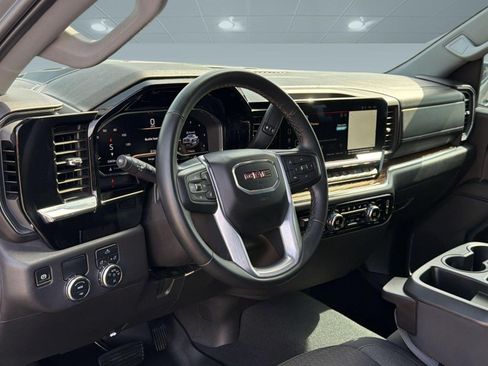 Used 2024 GMC Sierra 1500 Elevation RWD image 4