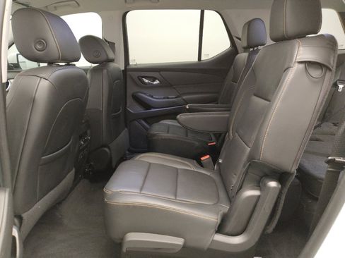 Used 2019 Chevrolet Traverse RS FWD image 18