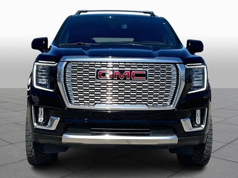 Used 2022 GMC Yukon XL Denali image 4
