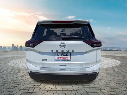 New 2026 Nissan Rogue SV image 5