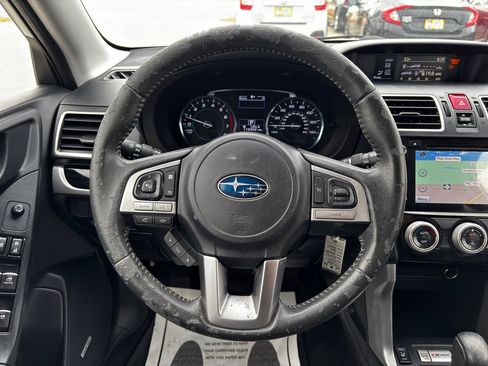 Used 2017 Subaru Forester 2.5i Limited image 12