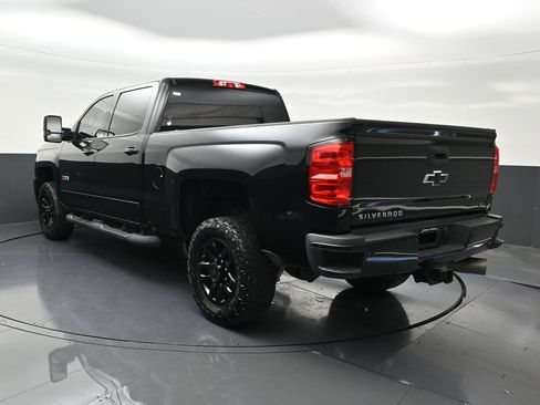 Used 2017 Chevrolet Silverado 2500 LT w/ Midnight Edition AWD/4WD image 3
