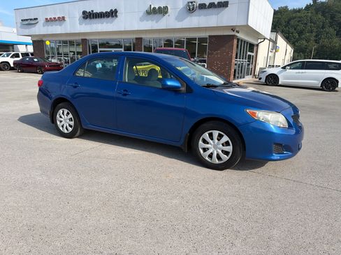 Used 2010 Toyota Corolla FWD image 2