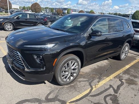 New 2026 Buick Enclave Preferred w/ Power Package image 3