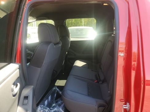 New 2026 Nissan Frontier SV w/ SV Convenience Package AWD/4WD image 7