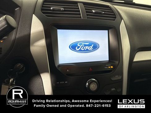 Used 2014 Ford Explorer XLT w/ Equipment Group 202A image 6