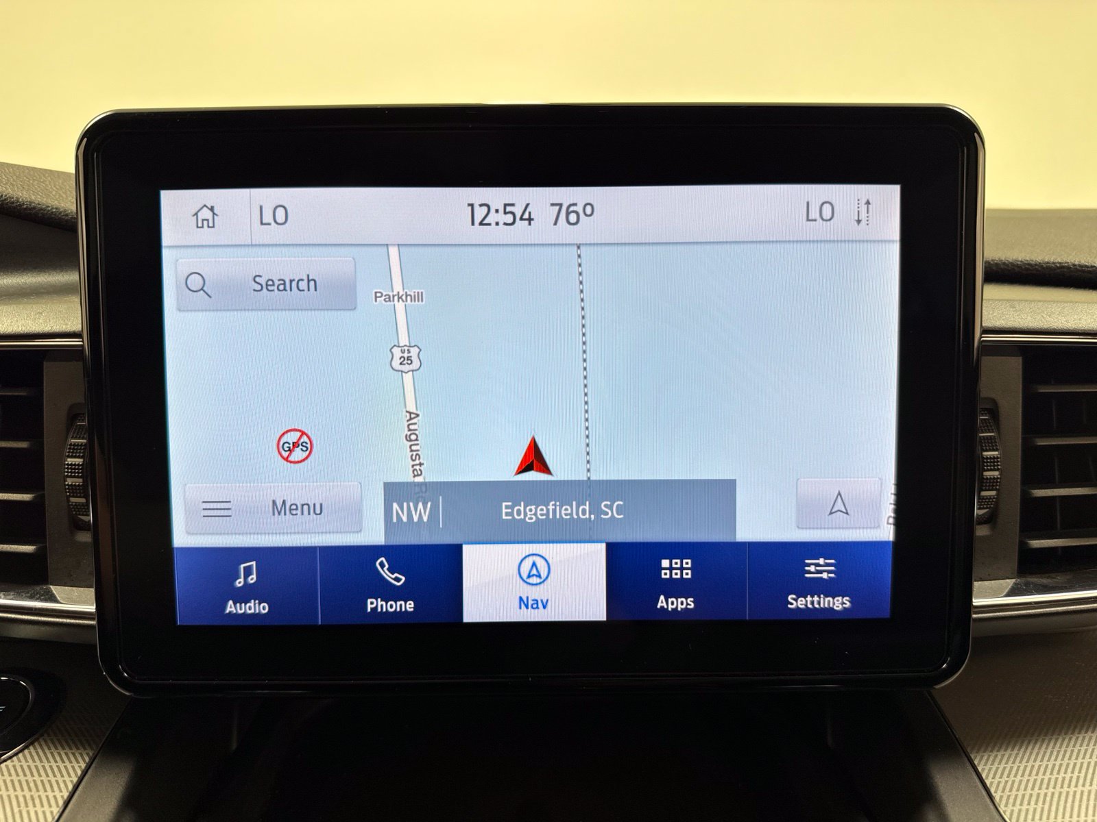 Used 2020 Ford Explorer XLT w/ Equipment Group 202A AWD/4WD image 19