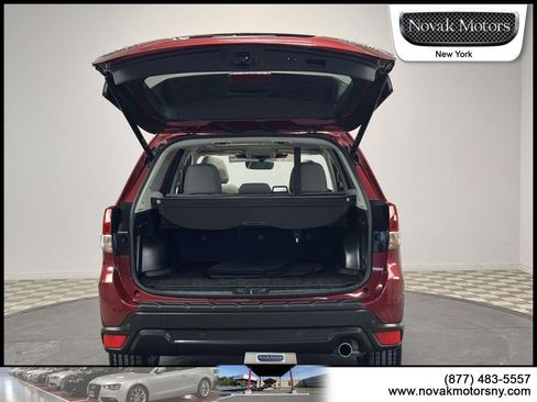 Used 2022 Subaru Forester Limited AWD/4WD image 9