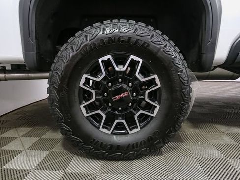 Used 2024 GMC Sierra 2500 AT4X w/ Snow Plow Prep/Camper Package AWD/4WD image 16