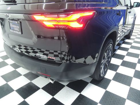 Used 2023 Chevrolet Traverse RS w/ LPO, Floor Liner Package AWD/4WD image 35