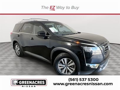 Certified 2023 Nissan Pathfinder SL w/ Lighting Package (N92)