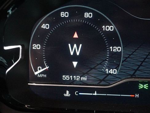 Used 2024 GMC Yukon XL Denali image 24