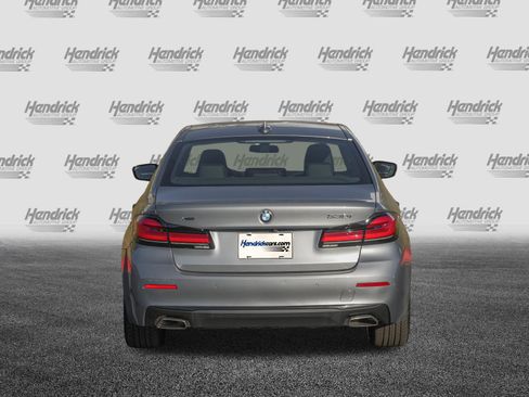 Certified 2023 BMW 530i xDrive w/ Premium Package image 8