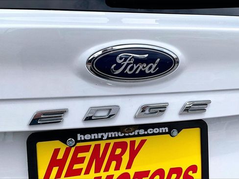Used 2024 Ford Edge SEL AWD/4WD image 25