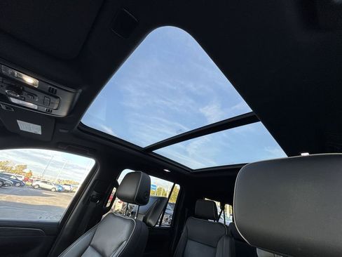 Certified 2021 GMC Yukon XL SLT w/ SLT Luxury Plus Package image 19