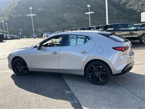 Used 2024 MAZDA MAZDA3 s image 3