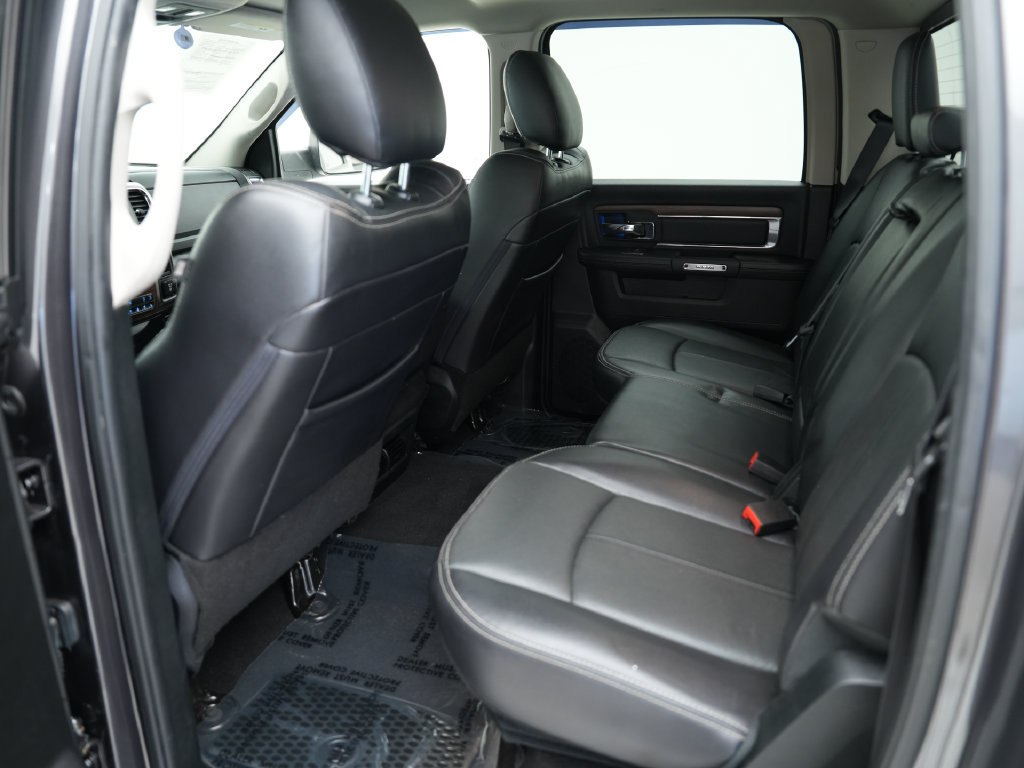 Used 2018 RAM 1500 Laramie w/ Convenience Group AWD/4WD image 25