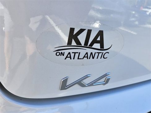 New 2025 Kia K4 EX image 9