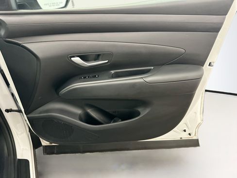 Used 2025 Hyundai Tucson SEL AWD/4WD image 33