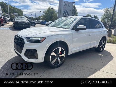 Used 2024 Audi Q5 2.0T Premium Plus w/ Premium Plus Package AWD/4WD image 2