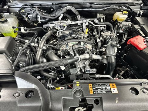 New 2025 Ford Ranger XLT w/ Equipment Group 301A High image 31