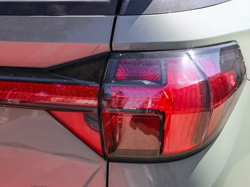 Used 2022 Hyundai Santa Cruz SEL AWD/4WD image 7