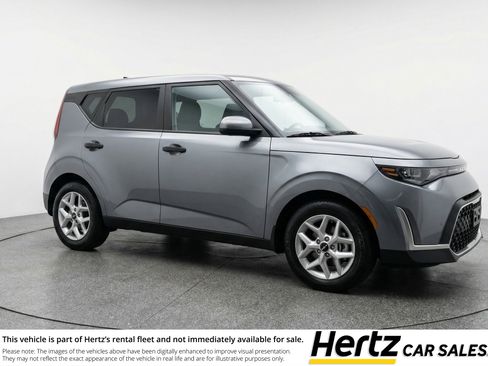 Used 2025 Kia Soul LX w/ LX Technology Package FWD image 1